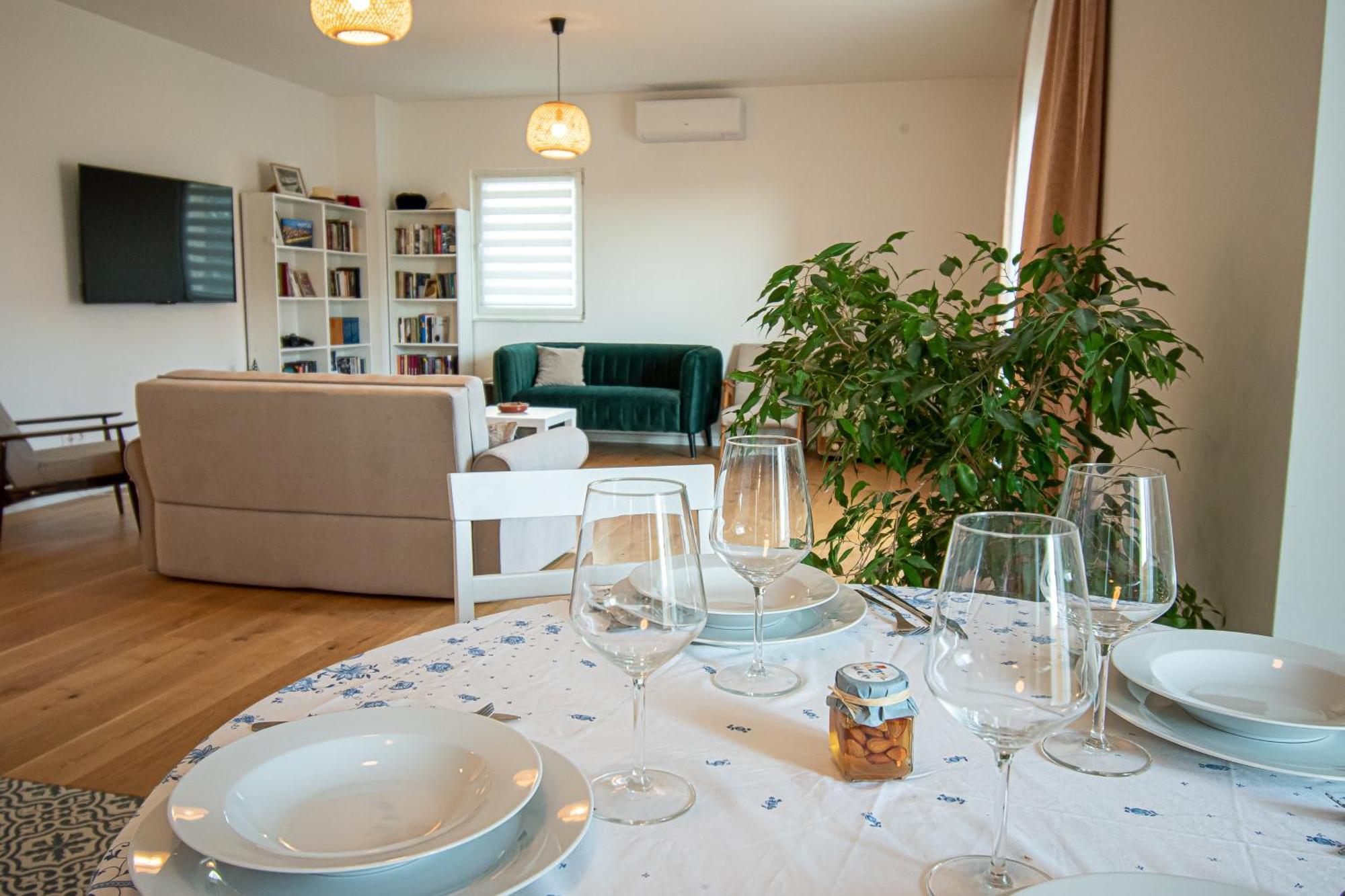 Apartment Nikola Kaštel Novi Εξωτερικό φωτογραφία